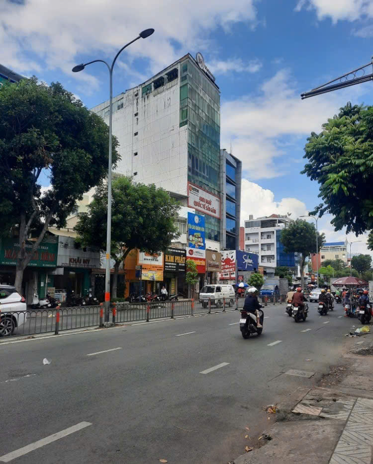 MẶT TIỀN 3/2 – 5 TẦNG – 2 MẶT THOÁNG – KINH DOANH ĐỈNH